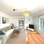 Appartement De Standing Avec Jardin