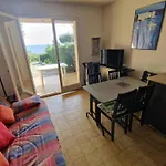 T2 Avec Piscine, Parking, Terrasse Et Vue Mer Au Rayol-Canadel-Sur-Mer - Fr-1-100-331