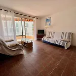 Appartement Familial 3 Pieces, Terrasse Et Parking, Proche Plage Et Commerces - Cavalaire - Fr-1-226B-193