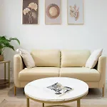 Upscale 3-Room Apartment 300M From The Beaches
