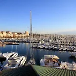 Heart Of Golfe-Juan Ideal For Those Without Car