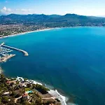 L'Escale San Ceri