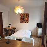 Studios A 50 M Des Plages Du Mourillon