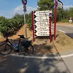 Rez De Jardin T3 Recent Et Calme Au Nouvelles Terres A La Londe Les Maures