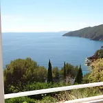 Appartement T3 75M², 2 Terrasses Avec Acces Direct Aux Calanques, Wifi, Parking Privatif - Fr-1-100-147