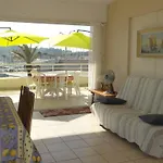Grand T3 Avec Terrasse Et Piscine A Cavalaire-Sur-Mer - Fr-1-100-187