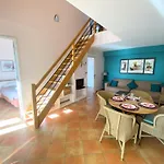 T3 Vue Mer Exceptionnelle Au Domaine Fregate Bandol