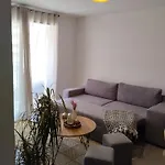Sunshine Apartment Of 3 Beds -15Min From Plage Du Midi - 10Min From Palais Festival - Croisette - Cannes Downtown