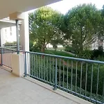 Superbe Appartement Dans Residence Avec Piscine