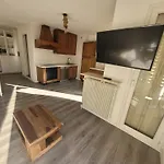 Private Room In Shared Appartement For Vacaction Near Cannes Antibes