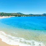 Mazet Climatise Avec Jardin, Piscine Privee Et Proche Mer, 3 Pieces, 6 Couchages A Sainte-Maxime - Fr-1-226-545