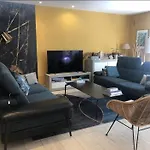 Charmant Appartement Avec Jardin A 10 Mn Du Palais