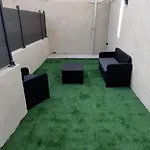 Studio Avec Terrasse A 5 Minutes De La Plage N6