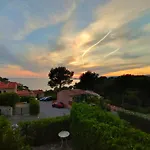 Appartement Avec Terrasse Vue Mer, Proximite Plage, Place Parking