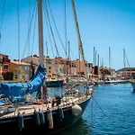 Casa Nostra, Port-Grimaud, Vue Sur Les Canaux