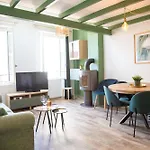 Charming Town House In The Heart Of Suquet