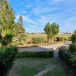 Appartement Refait A Neuf Avec Piscine Et Tennis
