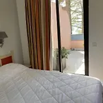 Cannes Appt 4 Pers/4 F Renoir