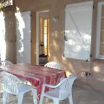 Mas Avec 3 Chambres, Jardin, Piscine, Tennis Et Proche Plage A La Croix-Valmer - Fr-1-100-152