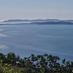 Appartement Cosy Vue Mer A 50 M De La Plage - Refait A Neuf Et Climatise