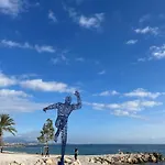 Villeneuve Loubet Plage- Entre Nice Et Cannes