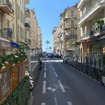 Studio Au Carre D Or A 1 Minute De La Plage