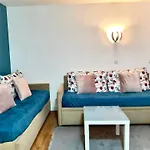 Beautiful Garden Apartment Cote D'Azur