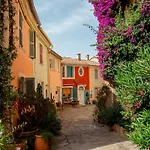 Appartement Centre Village Medieval Bormes-Les-Mimosas, 1 Chambre, 3 Personnes