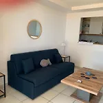 Cap Esterel Pierre Et Vacances Type 3 , 2 Chambres Rez De Jardin Cloture ,Vue Mer ,Inclus Climatisation Place De Stationnement , Acces Aux Piscines ,Animations