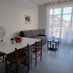 Appartement Renove, Nice Centre, Proche Commodites