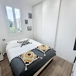 2 Bedroom Apartment Cannes Centre-Ville