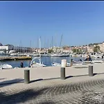 Superbe T2 Au Coeur De La Ciotat