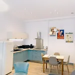 Au Coeur Du Vieil Antibes
