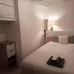 Beautiful Old Town Flat, Near The Beach