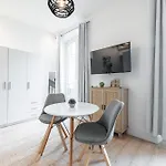 Cozy 1 Bdr Downtown