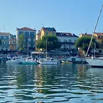 Tres Bel Appartement Sur La Plage Avec Grande Terrace Face A La Mer! La Goelette