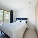 Modern 2 Bedroom In The Heart Of Cannes