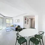 Modern 2 Bedroom In The Heart Of Cannes