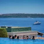 Moha - Piscine - Tennis - Parking - Vca