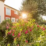 Residence Pierre & Vacances Les Restanques Du Golfe De Saint-Tropez