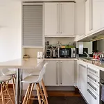 Beach & Airport Appartement