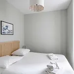 Charming 2Rooms Apartmentheart Of Cannes