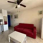 Charmant Appartement A Quelques Metres De La Plage