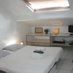 Cannes Center Apartment
