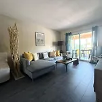 Appartement Calme Et Cosy A Mandelieu