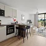 Adorable 2P Avec Piscine Cannes