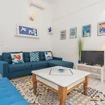 Belle Maison Bleu Azur