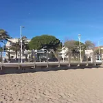 Superbe Appart Cannes Bord De Plage Avec Piscine