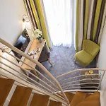 Mercure Nice Marche Aux Fleurs