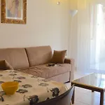 Spacieux T2 Avec Grande Terrasse A Saint-Raphael, Proche Mer Et Gare, Garage Inclus - Fr-1-226A-102